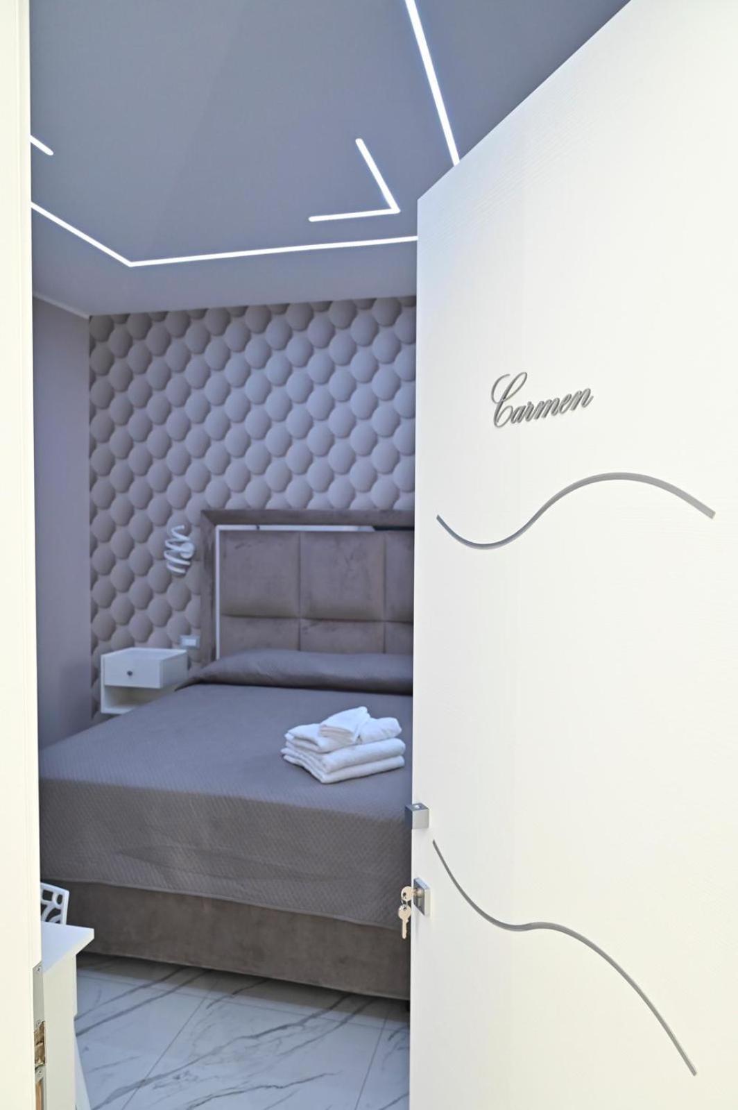 Bebsantaniellohouse1 Bed & Breakfast Naples Luaran gambar