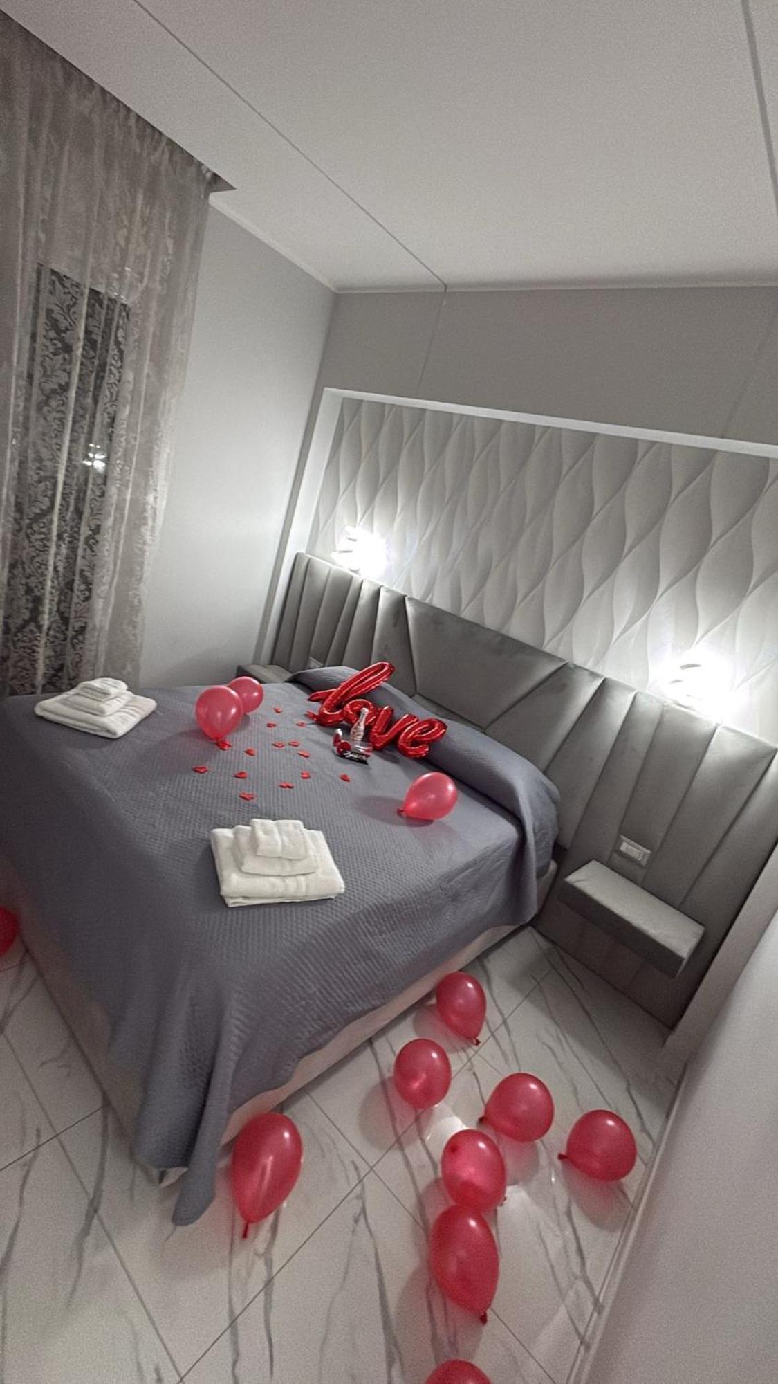 Bebsantaniellohouse1 Bed & Breakfast Naples Luaran gambar