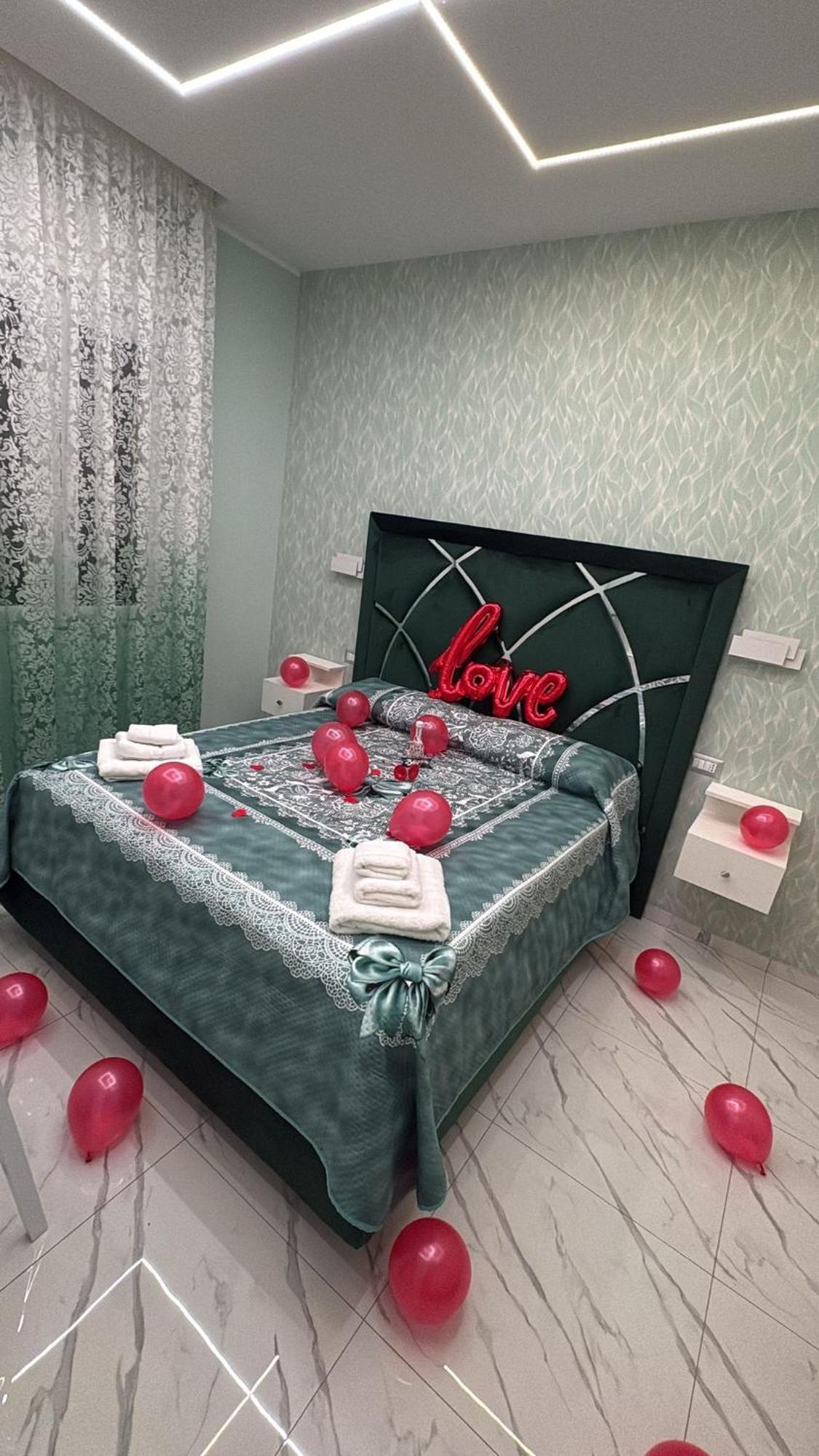 Bebsantaniellohouse1 Bed & Breakfast Naples Luaran gambar